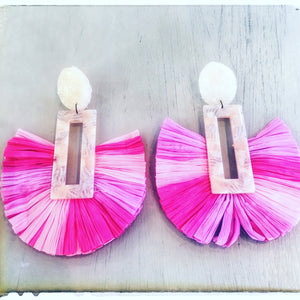 Pinky Blinders earrings