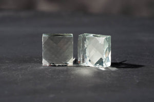 Crystal glass studs
