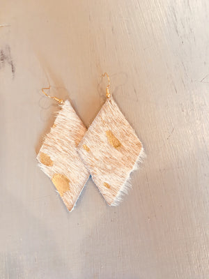Diamond shape cowhide leather earrings