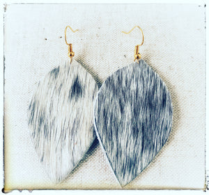 Mini cowhide feathers